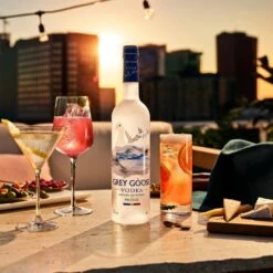 Grey Goose Original Vodka -Yamazaki Wine Shop 26242 a