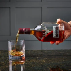 Dalmore 12 Year Old Sherry Cask Select -Yamazaki Wine Shop dalmore 12yo sherrycaskselect lifestyle 07