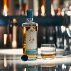 Yamazaki Wine Shop 7 Yamazaki Wine Shop -Yamazaki Wine Shop thelakes theone moscatelcaskfinish lifestyle 01